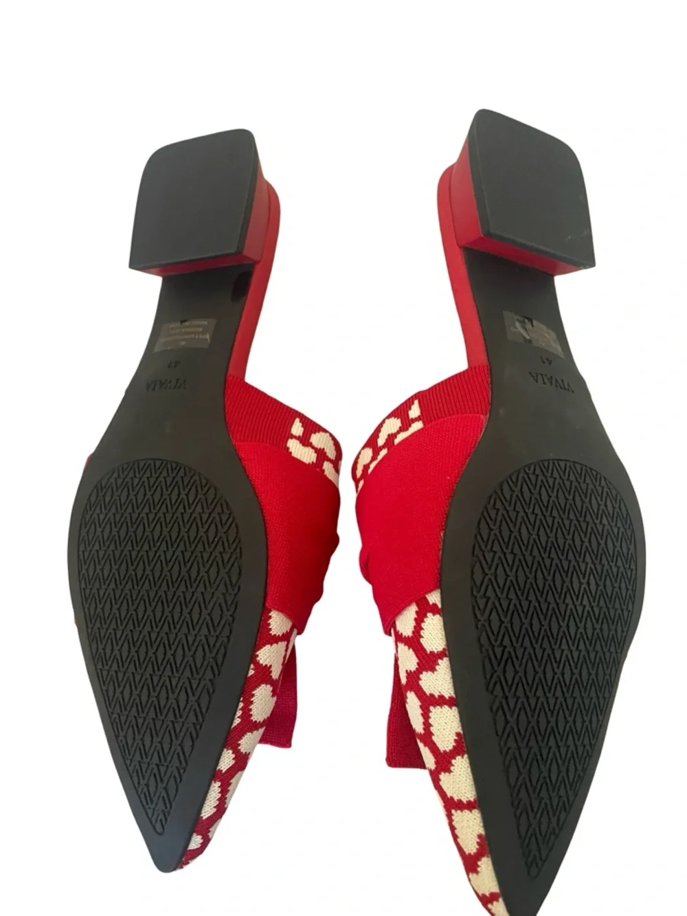 Vivaia Red Heart Knit Bow Mules - Picture 5 of 7